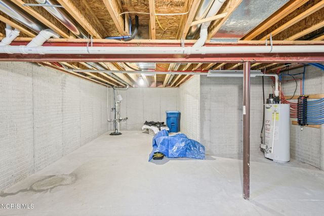 7522 Hickory Valley Drive, Maumee, OH 43537