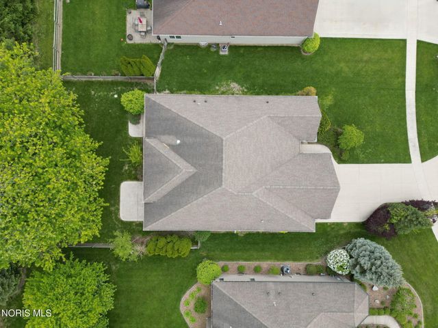 7522 Hickory Valley Drive, Maumee, OH 43537