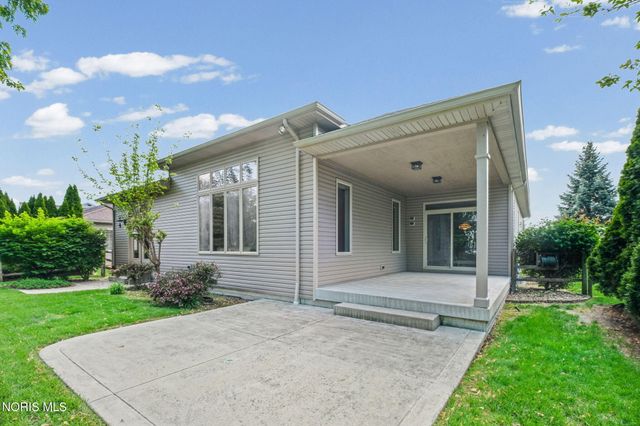 7522 Hickory Valley Drive, Maumee, OH 43537