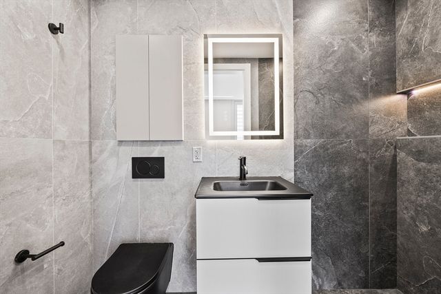 1854 Dorchester Ave 401, Boston, MA 02124