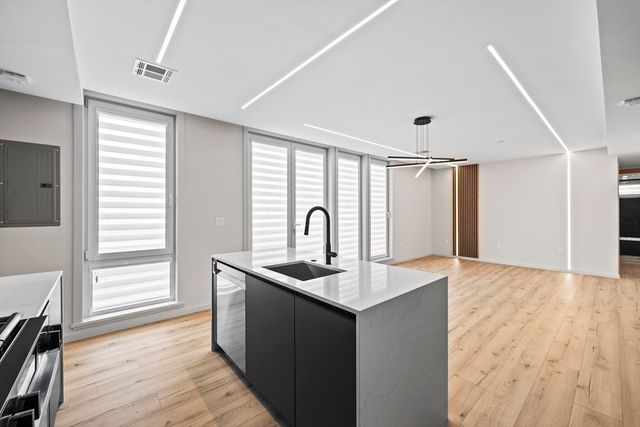 1854 Dorchester Ave 401, Boston, MA 02124