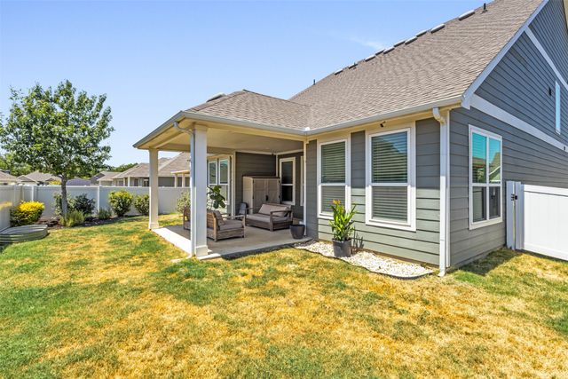 9016 Huxley Drive, Aubrey, TX 76227