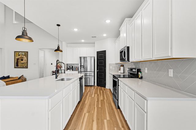 9016 Huxley Drive, Aubrey, TX 76227