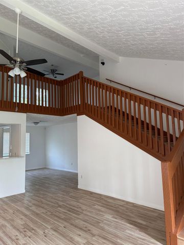 8219 Furlong Lane, Houston, TX 77071