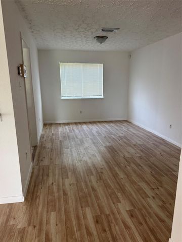 8219 Furlong Lane, Houston, TX 77071