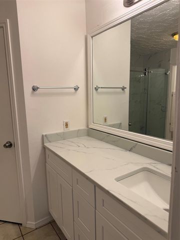 8219 Furlong Lane, Houston, TX 77071
