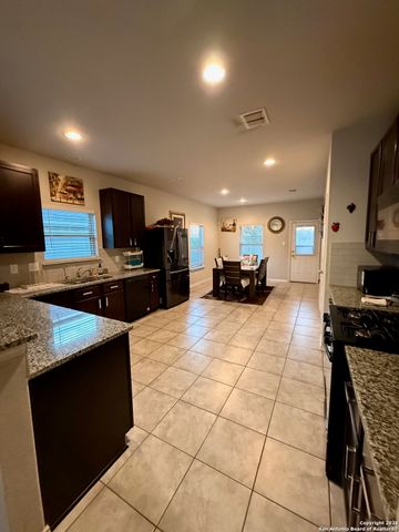 4027 Josephs, Converse, TX 78109