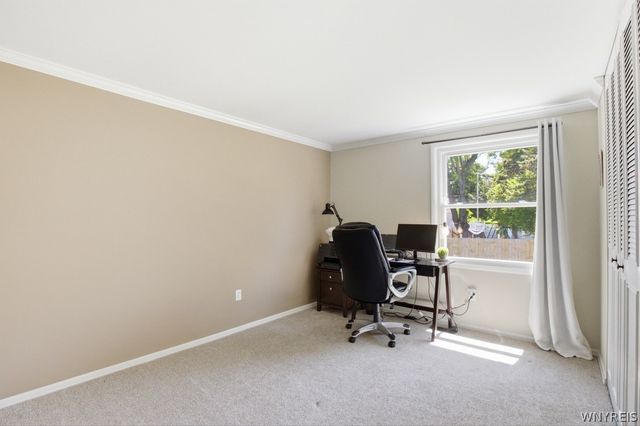 5183 Garden Path, Hamburg, NY 14075
