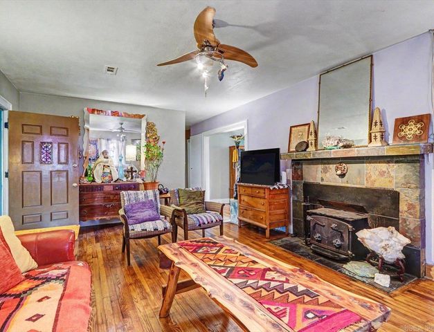 211 Sulphur Street, Hot Springs, AR 71901