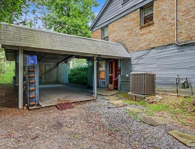 211 Sulphur Street, Hot Springs, AR 71901