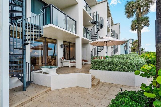 550 NE 21 Avenue, Deerfield Beach, FL 33441