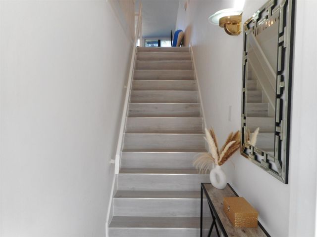 550 NE 21 Avenue, Deerfield Beach, FL 33441