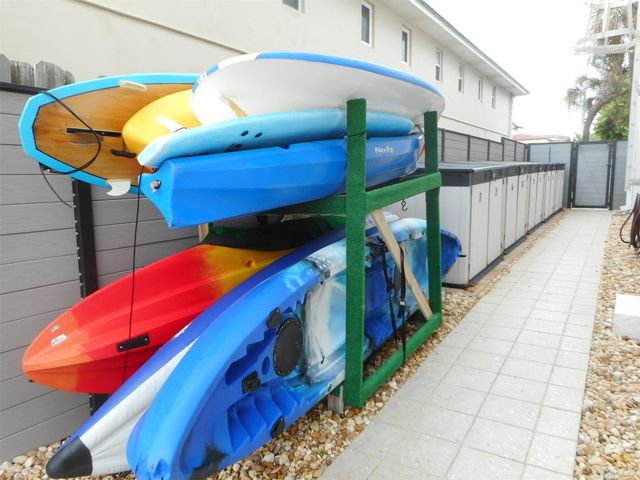 550 NE 21 Avenue, Deerfield Beach, FL 33441