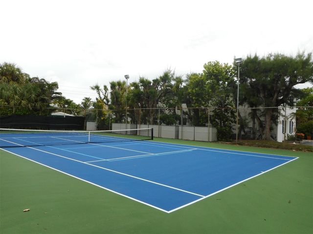 550 NE 21 Avenue, Deerfield Beach, FL 33441