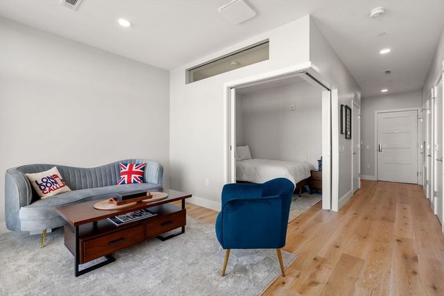 191 Washington St 615, Boston, MA 02135