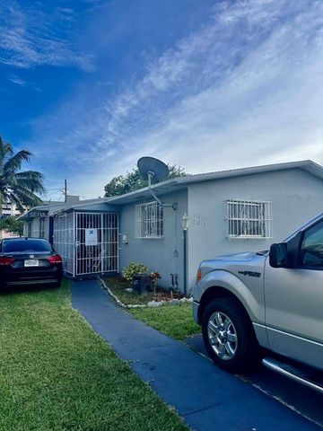 11016 SW 7th St, Miami, FL 33174