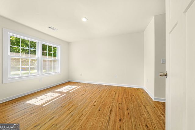 16 Elm Street, Hartwell, GA 30643