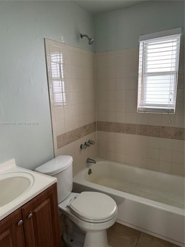 7633 Dickens Ave 2, Miami Beach, FL 33141