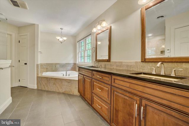 1770 WYNDHAM DR, York, PA 17403