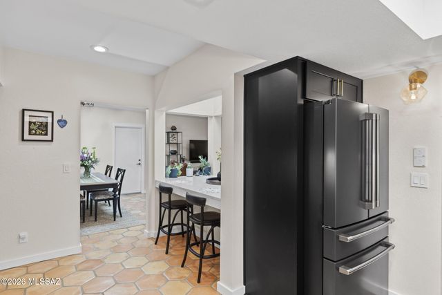 5091 N Camino De La Cumbre, Tucson, AZ 85750