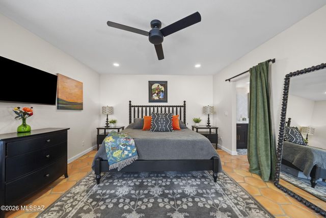 5091 N Camino De La Cumbre, Tucson, AZ 85750