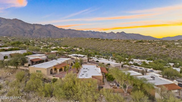 5091 N Camino De La Cumbre, Tucson, AZ 85750