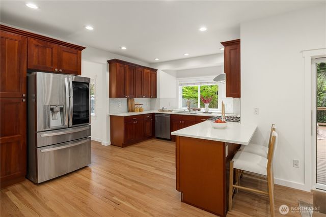 10729 23rd Avenue NE, Seattle, WA 98125