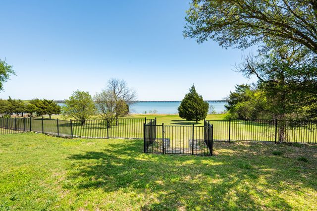4102 Stone Haven Drive, Garland, TX 75043