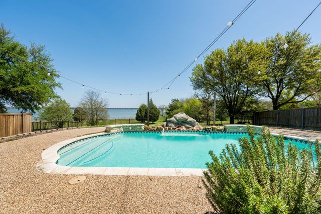 4102 Stone Haven Drive, Garland, TX 75043