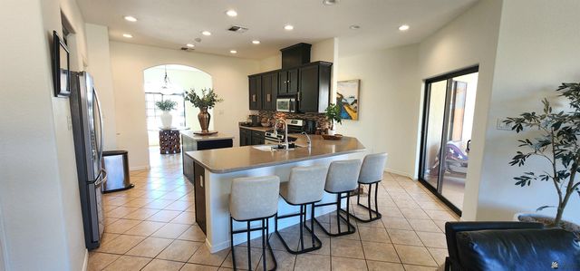 12158 E 33 Pl, Yuma, AZ 85367