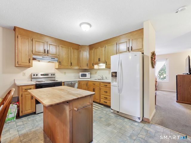 30 Sheila Court 21, Bristol, CT 06010