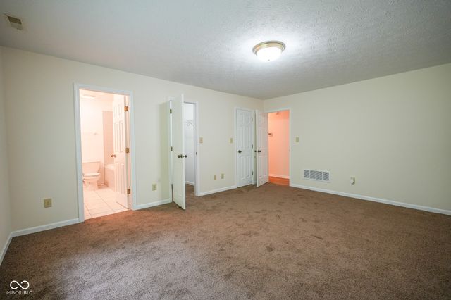 2823 Singletree Drive, Indianapolis, IN 46234