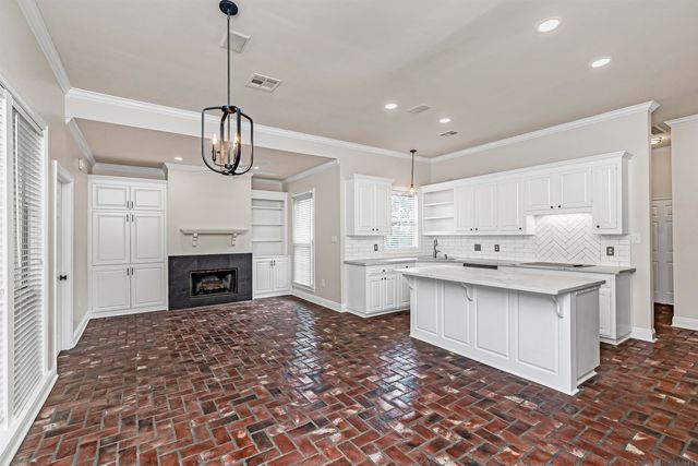 17827 W Colony Way, Baton Rouge, LA 70810