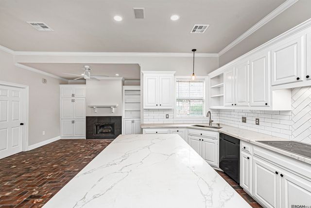 17827 W Colony Way, Baton Rouge, LA 70810