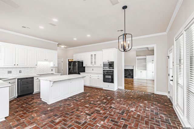 17827 W Colony Way, Baton Rouge, LA 70810
