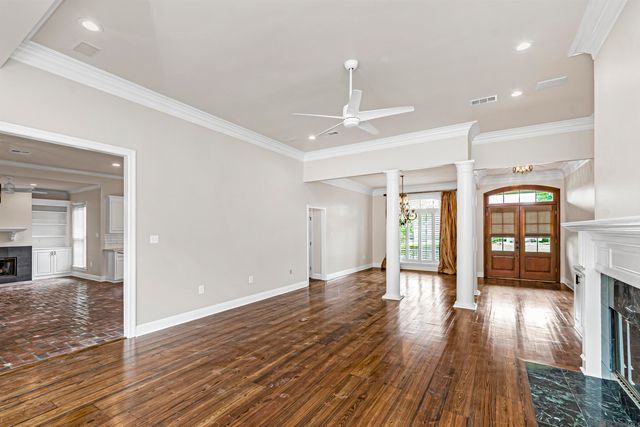 17827 W Colony Way, Baton Rouge, LA 70810