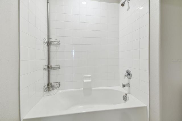 5452 RAINWOOD MEADOWS DRIVE, Apollo Beach, FL 33572