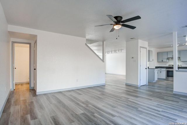 11139 Ranger Cavern, San Antonio, TX 78254