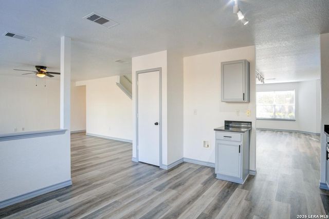 11139 Ranger Cavern, San Antonio, TX 78254