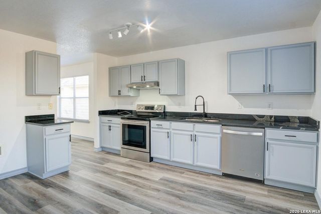 11139 Ranger Cavern, San Antonio, TX 78254