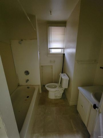 1217 Michigan Avenue, Fort Wayne, IN 46802