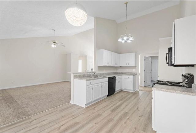 245 LONDON Lane, Hiram, GA 30141