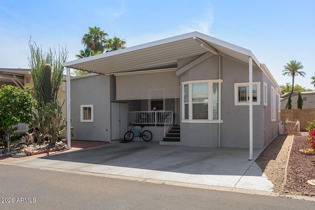 17200 W BELL Road 19, Surprise, AZ 85374