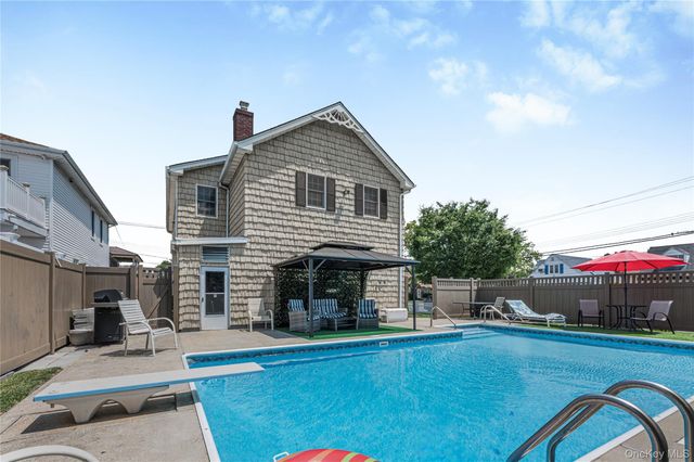 87-17 157th Avenue, Howard Beach, NY 11414