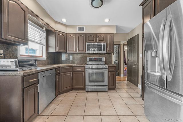 87-17 157th Avenue, Howard Beach, NY 11414
