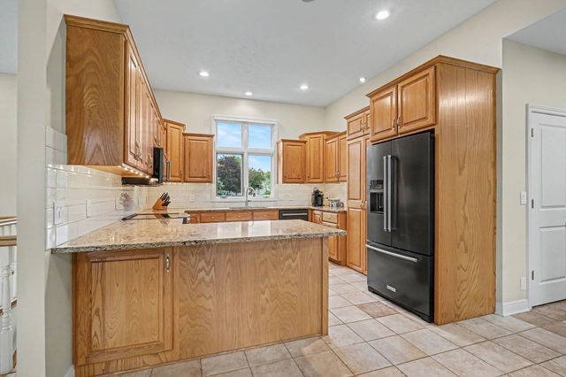 3559 Elk Court, Zeeland, MI 49464