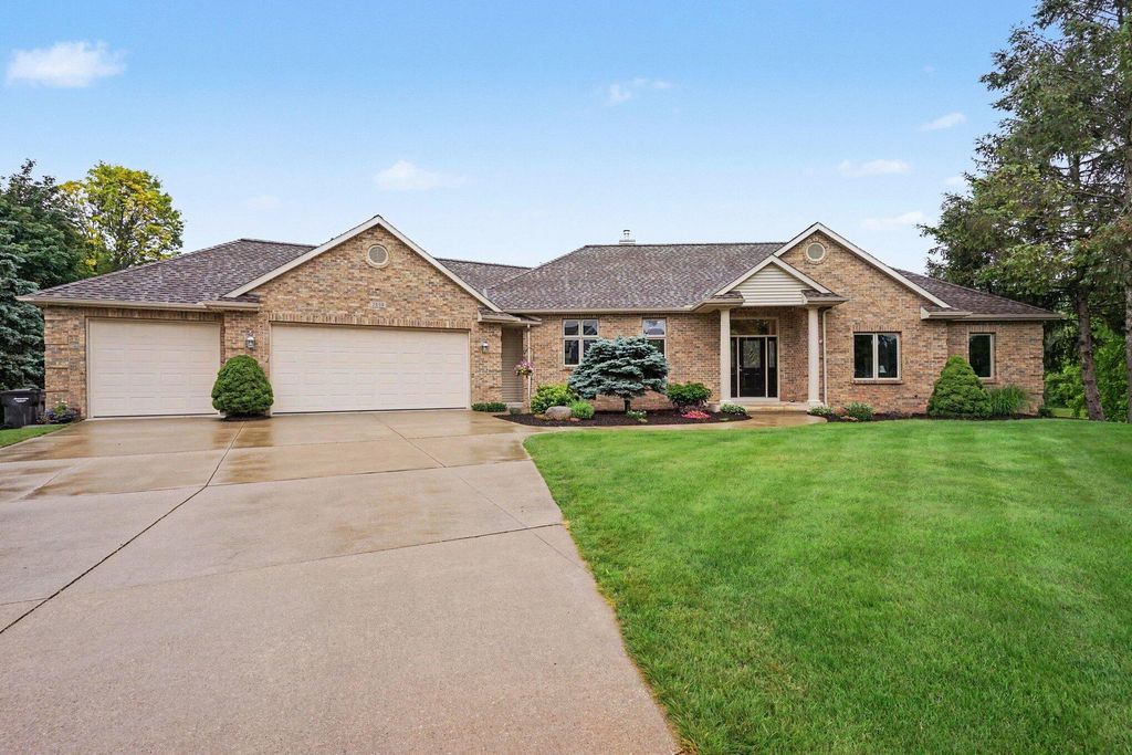 3559 Elk Court, Zeeland, MI 49464