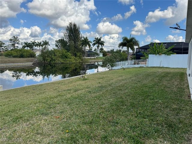 2515 SW 2nd TER, Cape Coral, FL 33991