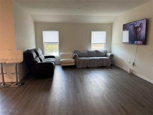 2515 SW 2nd TER, Cape Coral, FL 33991