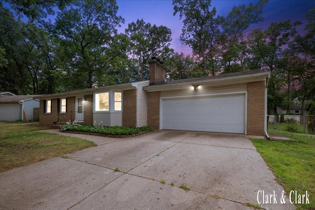 4747 Marshall Avenue, Grand Rapids, MI 49508